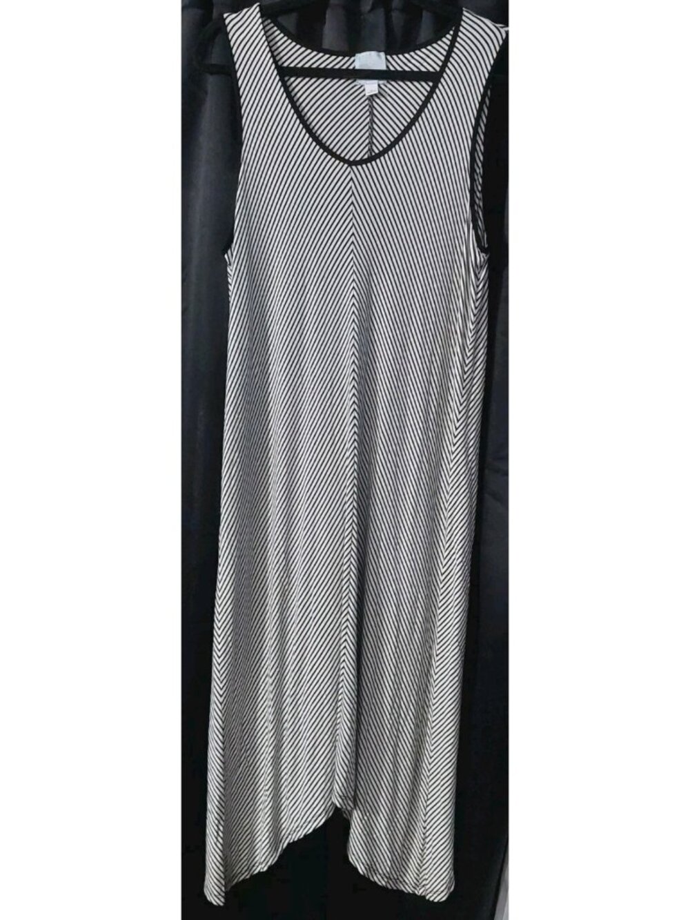 Sunday Maxi Dress Striped Black White Size XL Sleeveless Knit Shark Bite Hem